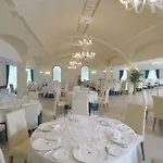 Albani 4*