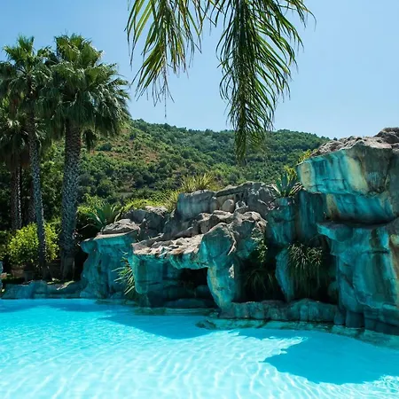 Albani Hotel 4*