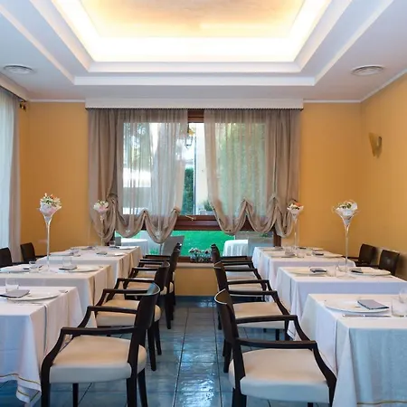 Hotel Albani
