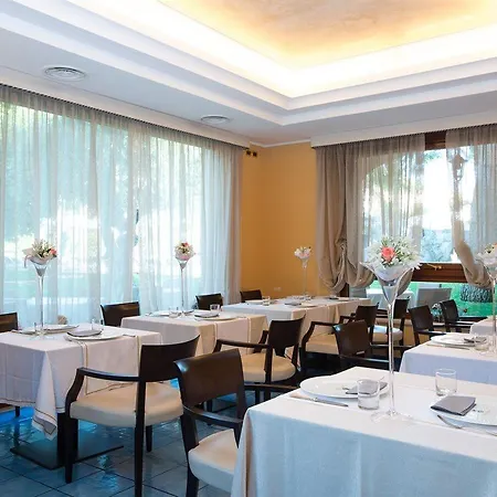 Albani Hotel 4*