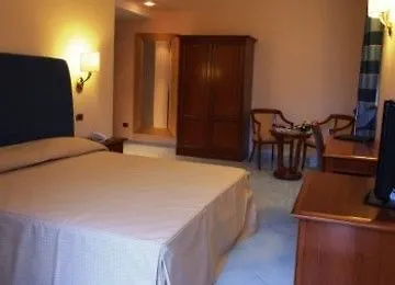 Albani Hotel 4*